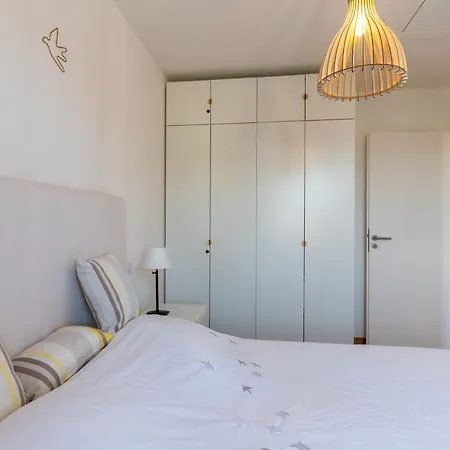 Superbe Maison Neuve Proche Centre-ville Et Pour 4 Personnes