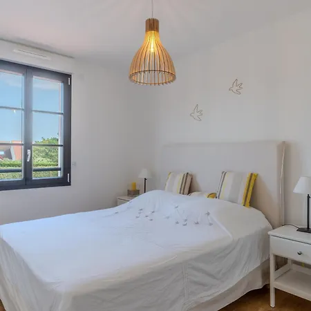 Superbe Maison Neuve Proche Centre-ville Et Pour 4 Personnes Villa