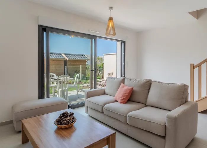 Villa Superbe Maison Neuve Proche Centre-ville Et Pour 4 Personnes