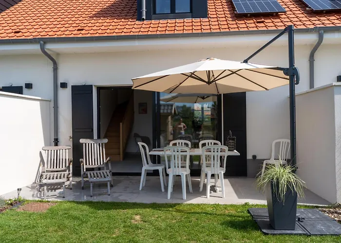 Villa Superbe Maison Neuve Proche Centre-ville Et Pour 4 Personnes *